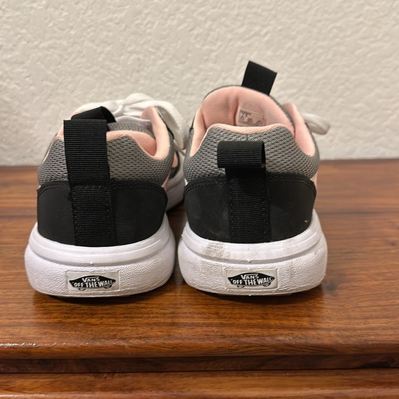 Woman’s Vans - Picture 4 of 5